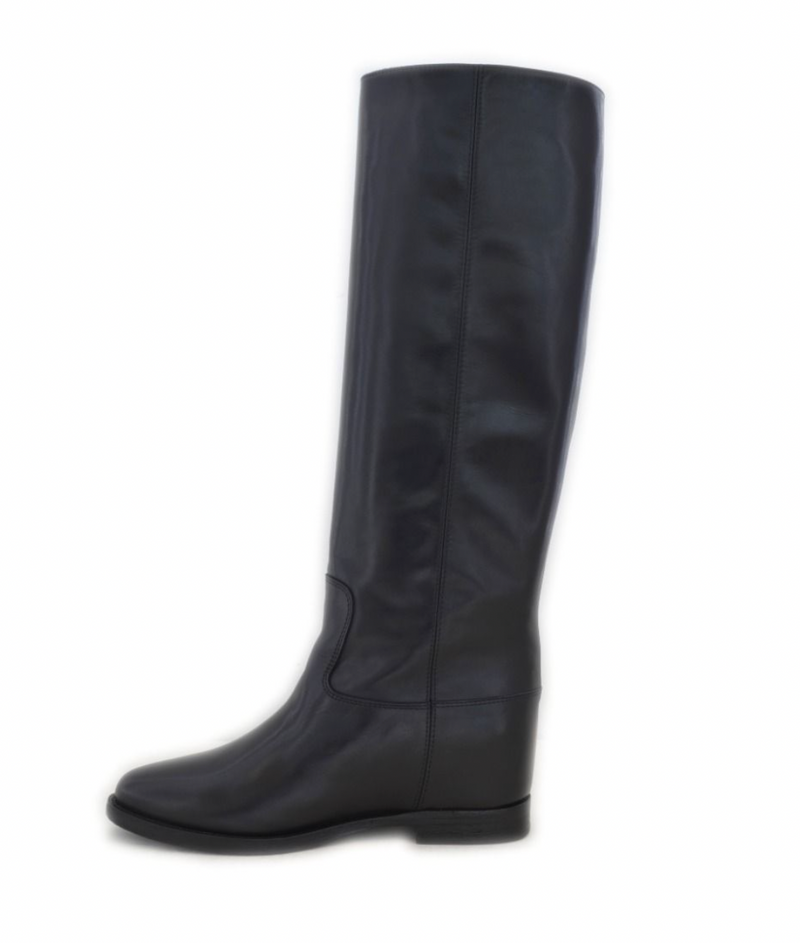 Stivali 2025 v dorata